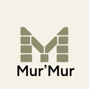 Logo Mur’Mur, monogramme inspiré des murs et du bâti ancien